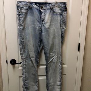 Women’s Maurices jeggings